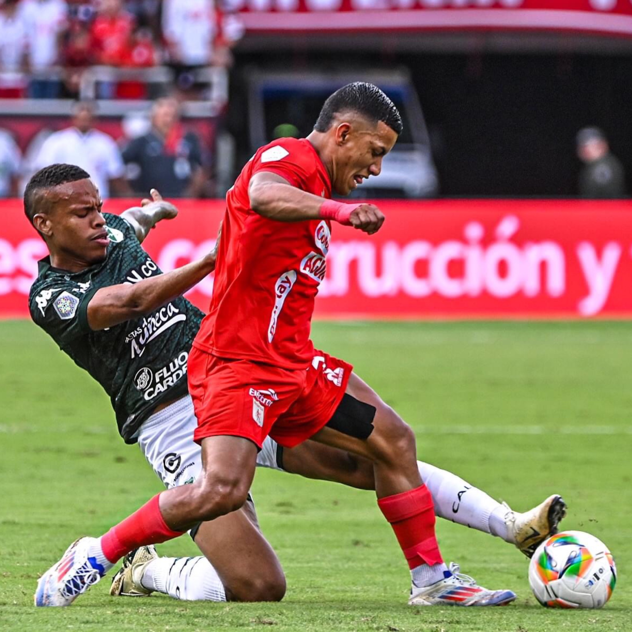 Cali venció al América en el clásico vallecaucano y salva permanencia en el FPC