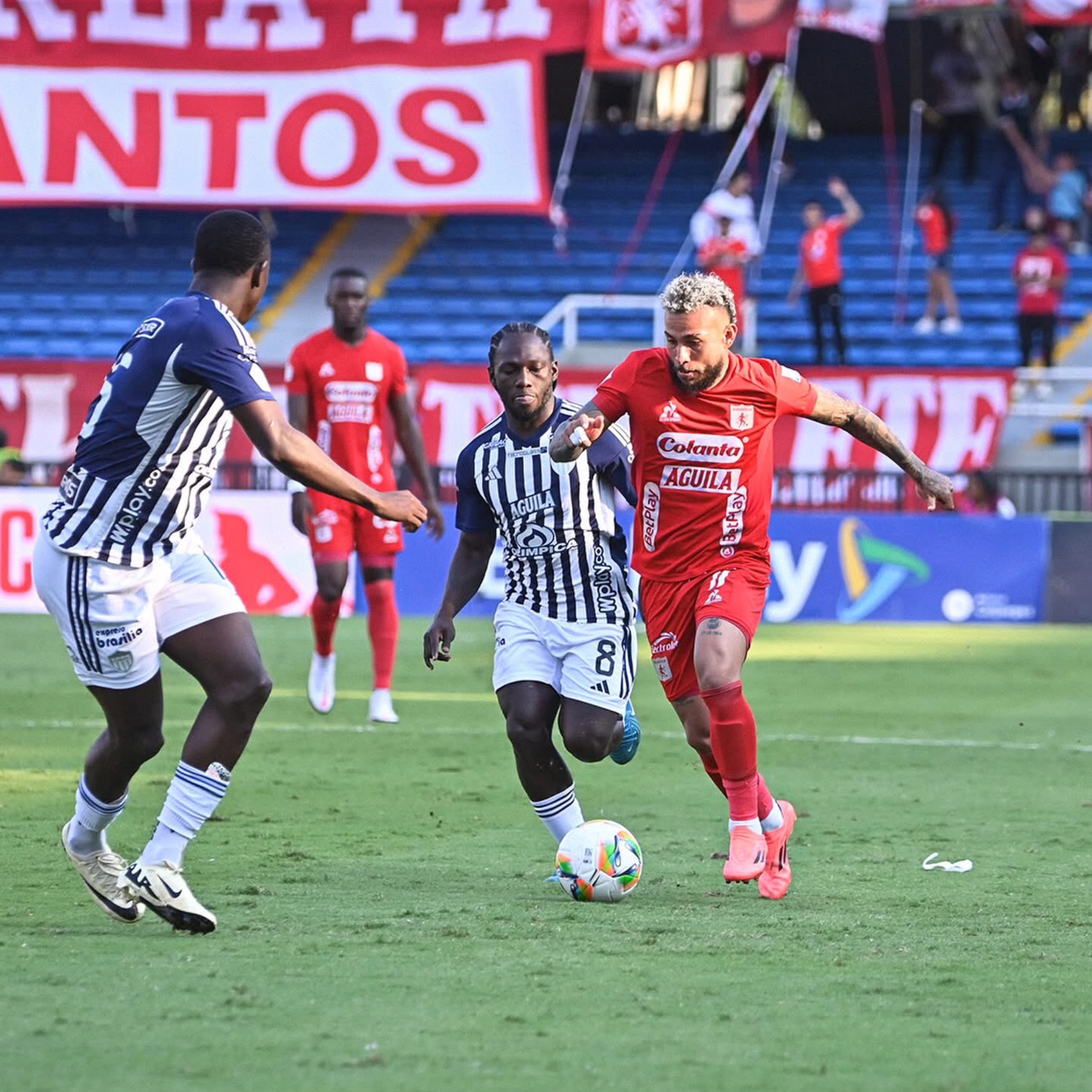 América cerró la Liga con victoria ante Junior y aseguró Sudamericana 2025
