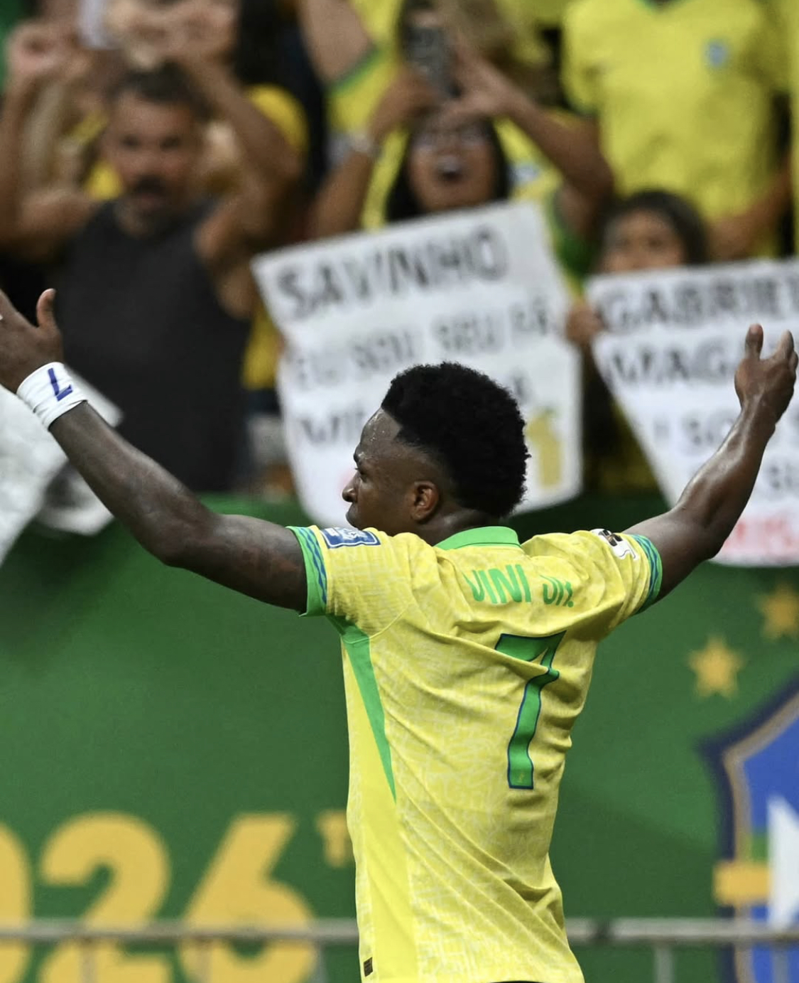 Con gol de Vinícius Júnior en el último minuto, Brasil superó 2-1 a Colombia que se fue con las manos vacías