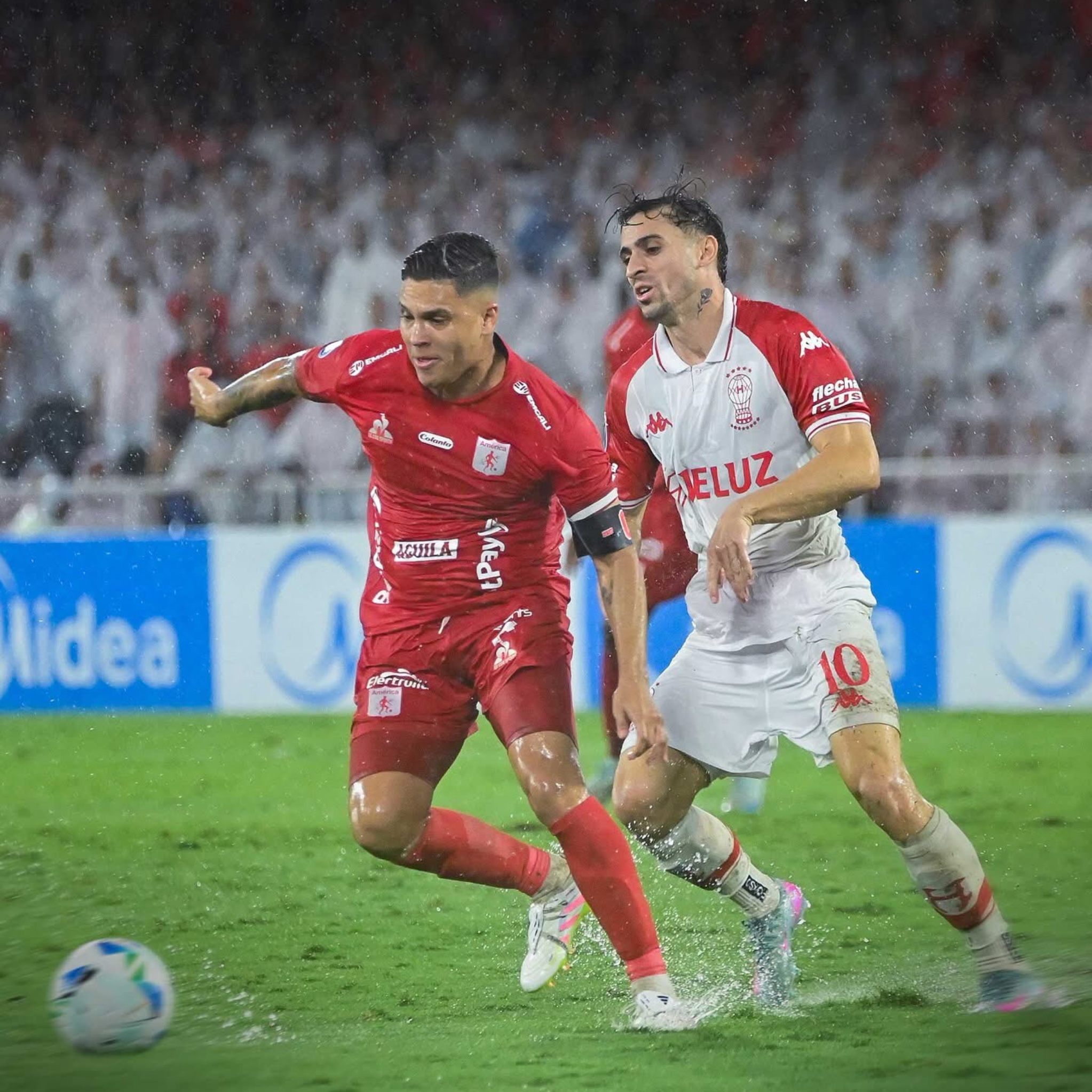 América empató sin goles frente a Huracán y luchará por obtener cupo a playoffs de Sudamericana