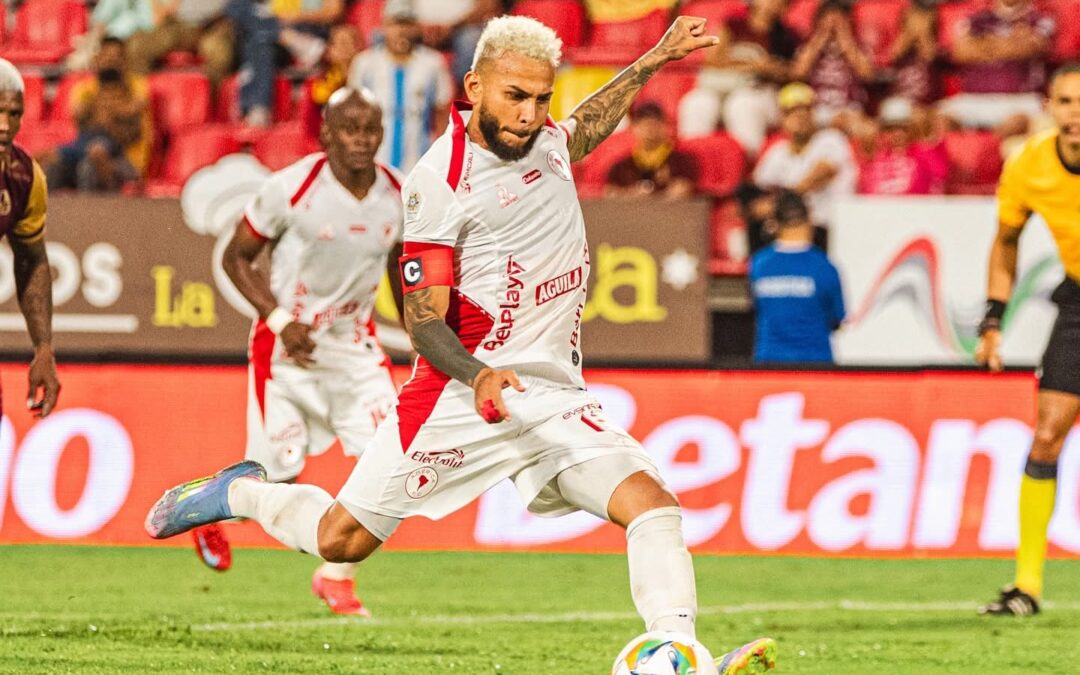 Con gol de penal de Vergara, América rescató un punto ante Tolima en Ibagué