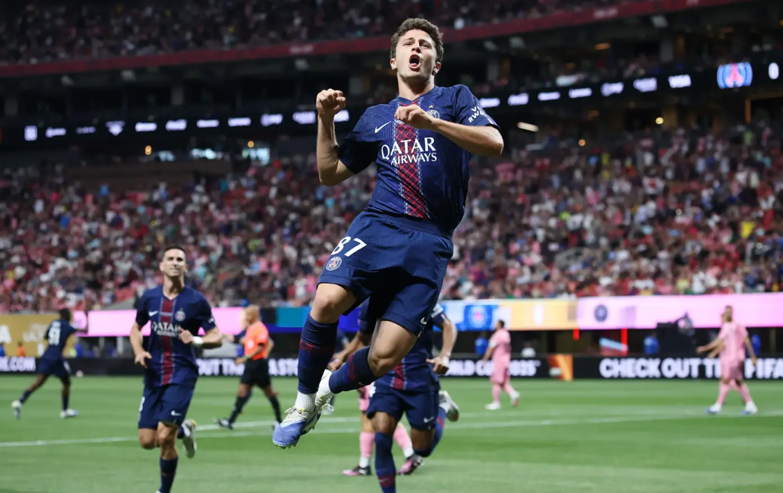 Luis Enrique elogia a Neves: “Es un jugador increíble”