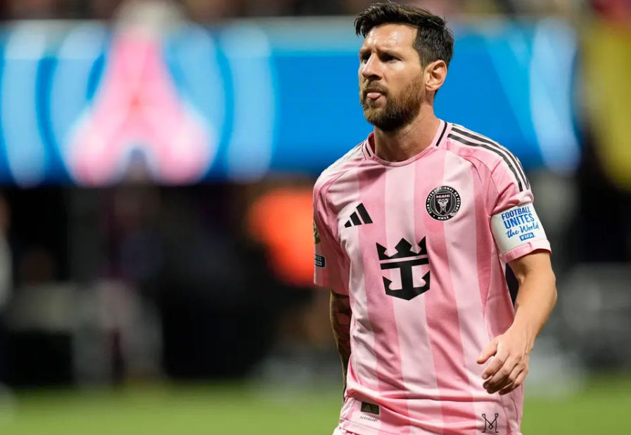Adiós al Mundial, pero no al fútbol: Messi ya piensa en 2026