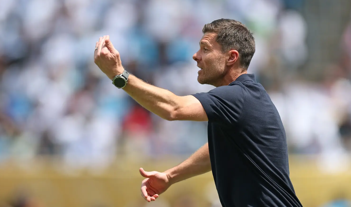 El cambio táctico de Xabi Alonso que fue la llave de su primera victoria al frente del Real Madrid