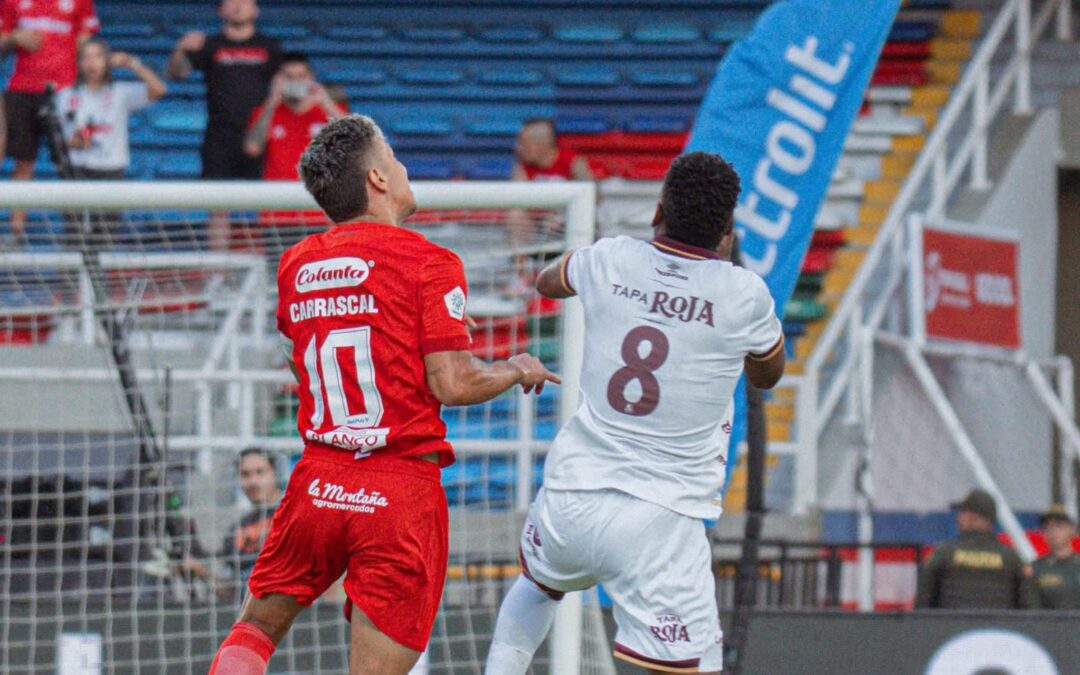 Sin ideas y sin fútbol, América cayó por la mínima diferencia ante Tolima por Liga