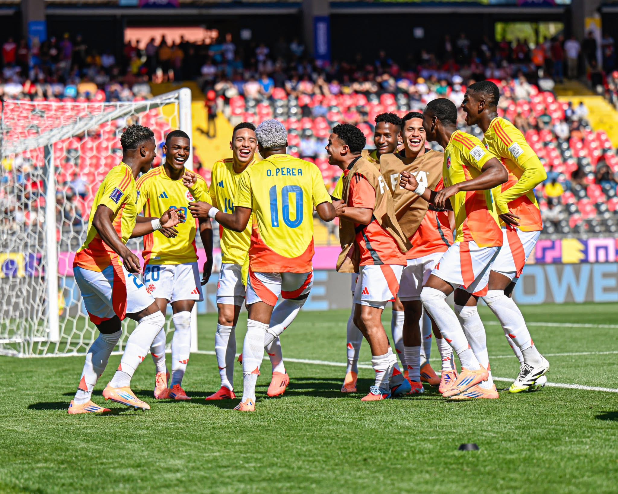 Goles, coraje y carácter: Colombia Sub-20 mantiene vivo el sueño mundialista en Chile