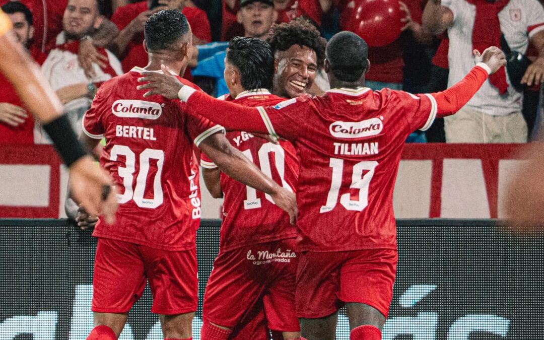 Cumpleaños feliz: Con gol de Valencia, América ganó el clásico de rojos a Santa Fe