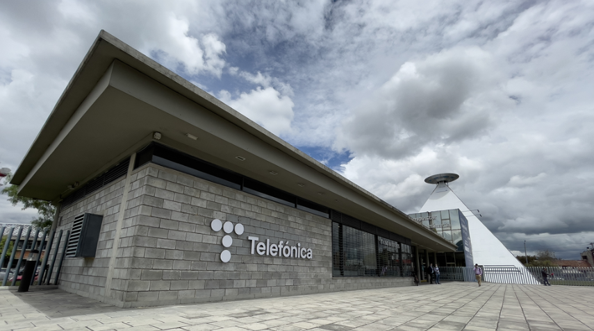 Telefónica culmina su trayectoria en Colombia dejando un país más conectado