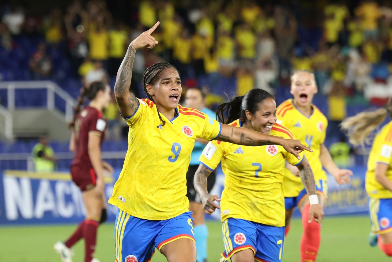 Colombia remontó y venció 2-1 a Venezuela en partido de Liga de Naciones Femenina disputado en Cali