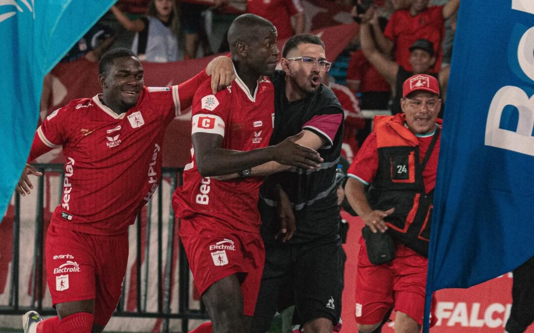 América y Santa Fe empataron 1-1 en los cuartos de final ida y todo se definirá en Bogotá