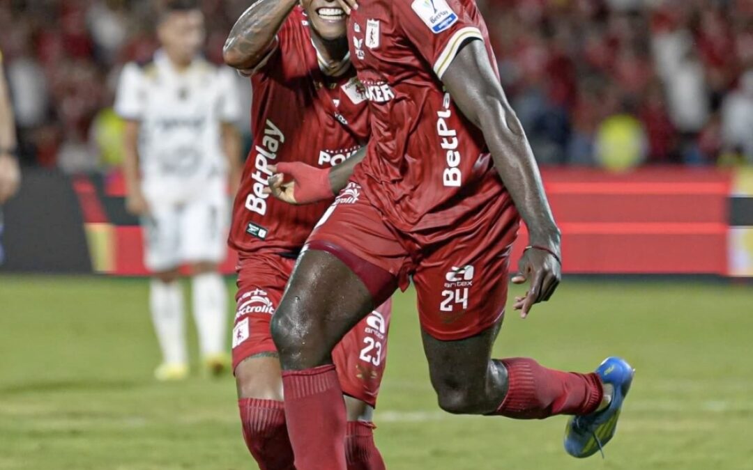 Con gol en el último suspiro, América remontó a Llaneros y continúa en lo más alto del FPC